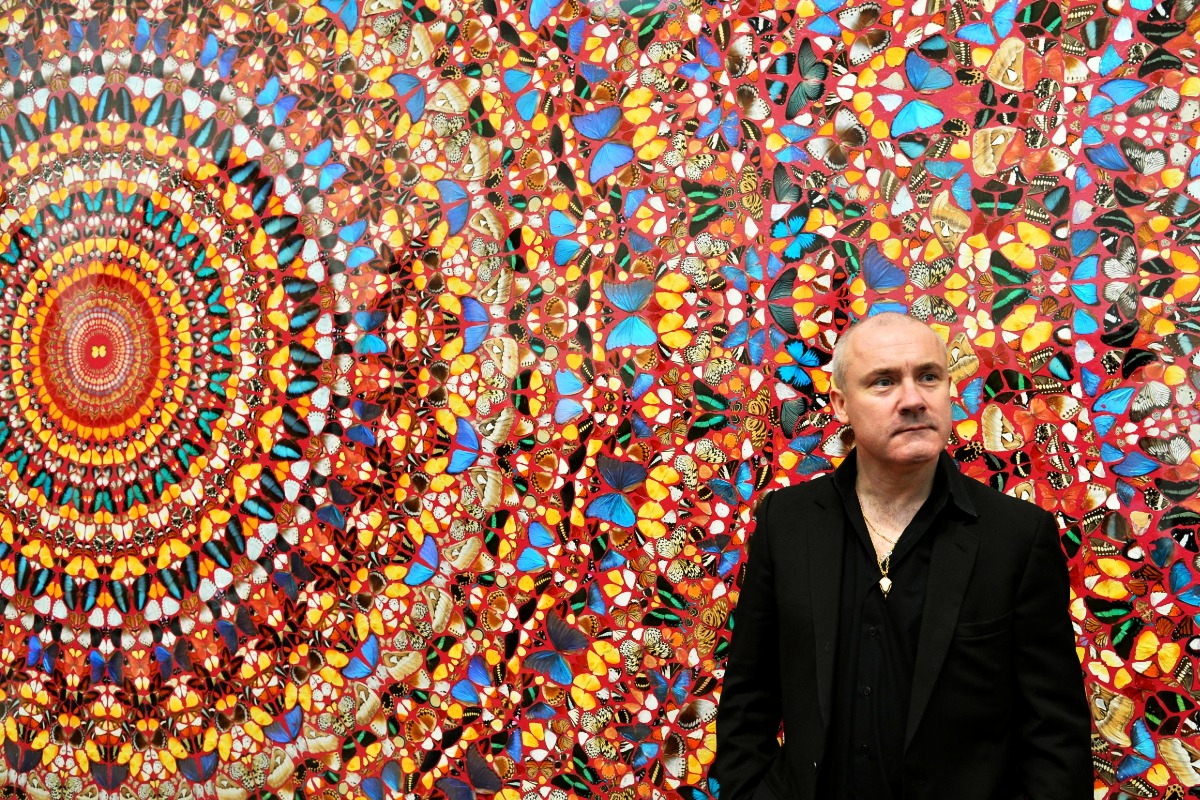 Damien Hirst, umelec, ktorý vytvoril dizajn Dom Pérignon EOY26 alko90.sk